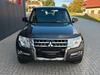 Gebraucht Mitsubishi Pajero 190 PS (139 kW) 2017 Dark grey SUV