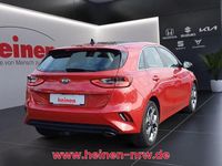 Gebraucht Kia Ceed Spirit 140 PS (102 kW) 2018 Rot Kleinwagen