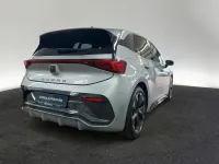 Gebraucht Cupra Born 169 kW (231 PS) 2025 Geysirsilber Kleinwagen