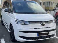 Gebraucht VW Multivan 150 PS (110 kW) 2023 Weiß Van