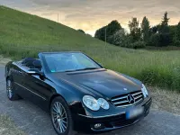 Gebraucht Mercedes CLK200 184 PS (135 kW) 2009 Schwarz Cabrio