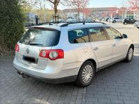 Gebraucht VW Passat 140 PS (102 kW) 2008 Silber Kombi