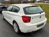Gebraucht BMW 116 136 PS (100 kW) 2013 Weiß Kleinwagen