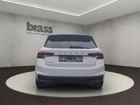 Gebraucht Skoda Fabia Style 110 PS (80 kW) 2022 Moonweiß perleffekt / blackmagic perleffekt Kleinwagen