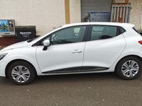 Gebraucht Renault Clio IV 90 PS (66 kW) 2017 Weiß Limousine