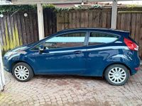 Gebraucht Ford Fiesta 82 PS (60 kW) 2016 Blau Kleinwagen