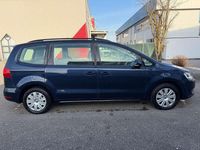 Gebraucht VW Sharan Trendline 140 PS (102 kW) 2011 Night blue metallic Van / Kleinbus