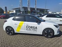 Gebraucht Opel Corsa-e Ultimate 100 kW (136 PS) 2023 Arktis weiß uni/dach karbon sc Kleinwagen