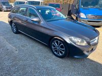 Gebraucht Mercedes C220 Avantgarde 170 PS (125 kW) 2015 Grau Limousine