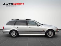 Gebraucht BMW 520 150 PS (110 kW) 2000 Silber Kombi
