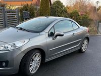 Gebraucht Peugeot 207 CC 120 PS (88 kW) 2012 Grau Cabrio