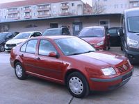 Gebraucht VW Bora Basis 101 PS (74 kW) 1999 Rot Limousine