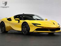 Gebraucht Ferrari SF90 1001 PS (736 kW) 2024 Giallo modena Coupé