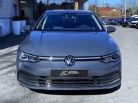 Gebraucht VW Golf VIII Style 150 PS (110 kW) 2022 Grau Limousine
