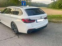 Gebraucht BMW 540 M Sport 340 PS (250 kW) 2021 Weiß Kombi