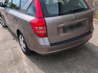 Gebraucht Kia Ceed 116 PS (85 kW) 2010 Braun Kleinwagen