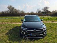 Gebraucht VW T-Roc Style 150 PS (110 kW) 2024 Schwarz SUV