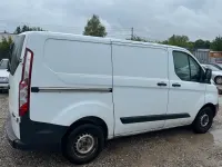 Gebraucht Ford Transit Custom 105 PS (77 kW) 2017 Weiß Van / Kleinbus