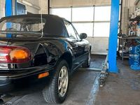 Gebraucht Mazda MX5 90 PS (66 kW) 1995 Schwarz Cabrio