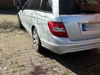 Gebraucht Mercedes C200 136 PS (100 kW) 2011 Silber Kombi