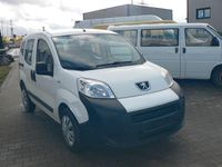 Gebraucht Peugeot TePee Basis 75 PS (55 kW) 2012 Weiß Van / Kleinbus