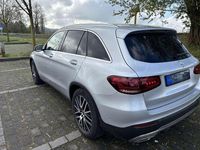 Gebraucht Mercedes GLC220 194 PS (142 kW) 2019 Silber SUV