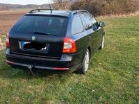 Gebraucht Skoda Octavia Ambiente 160 PS (117 kW) 2010 Schwarz Kombi