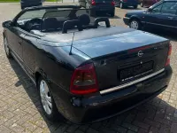 Gebraucht Opel Astra 101 PS (74 kW) 2002 Schwarz Cabrio