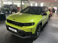 Neu Jeep Compass 145 PS (106 kW) 2026 Grün SUV