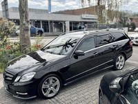 Gebraucht Mercedes E200 184 PS (135 kW) 2013 Schwarz Limousine