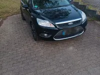Gebraucht Ford Focus 125 PS (91 kW) 2010 Schwarz Limousine
