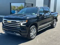 Neu Chevrolet Silverado 426 PS (313 kW) 2026 Schwarz SUV