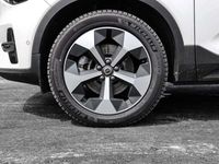 Gebraucht Volvo XC40 Plus 197 PS (144 kW) 2023 Weiss SUV