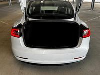 Gebraucht Tesla Model 3 Standard Range Plus 239 kW (325 PS) 2021 Weiß Limousine