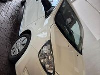 Second-hand Mitsubishi Space Star 72 CP (52 kW) 2014 Alb Monovolum