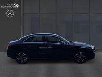 Gebraucht Mercedes A200 Advanced 163 PS (119 kW) 2024 Schwarz Limousine