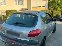 Gebraucht Peugeot 206 60 PS (44 kW) 2003 Silber Kleinwagen