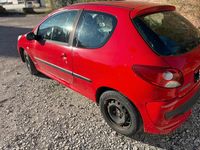 Gebraucht Peugeot 206+ 68 PS (50 kW) 2009 Rot Kleinwagen