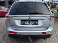 Gebraucht Mitsubishi Outlander Invite 150 PS (110 kW) 2013 Silber SUV