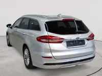 Używany Ford Mondeo Titanium 150 KM (110 kW) 2022 Srebrny Kombi