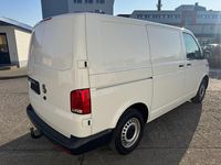 Gebraucht VW Transporter 150 PS (110 kW) 2020 Weiß Van