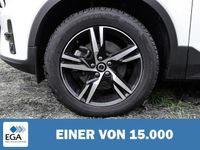 Gebraucht Volvo XC40 Plus 163 PS (119 kW) 2023 Weiß SUV