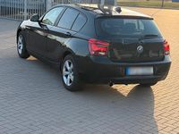 Gebraucht BMW 116 136 PS (100 kW) 2013 Schwarz Kleinwagen