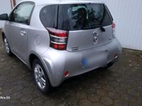 Gebraucht Toyota iQ 68 PS (50 kW) 2012 Silber Kleinwagen