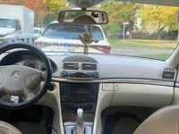 Gebraucht Mercedes E320 204 PS (150 kW) 2003 Silber Limousine