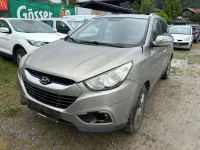Gebraucht Hyundai ix35 Premium 163 PS (119 kW) 2010 Silber SUV