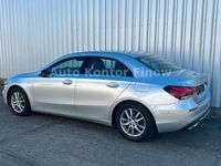 Gebraucht Mercedes A200 Progressive 163 PS (119 kW) 2020 Silber Limousine