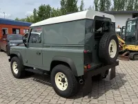 Gebraucht Land Rover Defender 122 PS (89 kW) 2010 Grün SUV