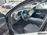 Gebraucht Mercedes E200 Avantgarde 204 PS (150 kW) 2023 Schwarz Kombi