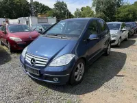 Gebraucht Mercedes A180 109 PS (80 kW) 2011 Blau Kleinwagen